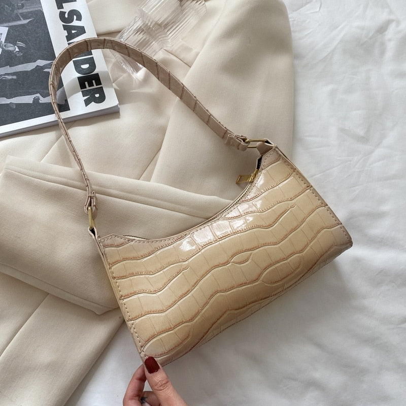 Celine Fashion Handbag Women Shoulder Bag Elegant Retro Purse