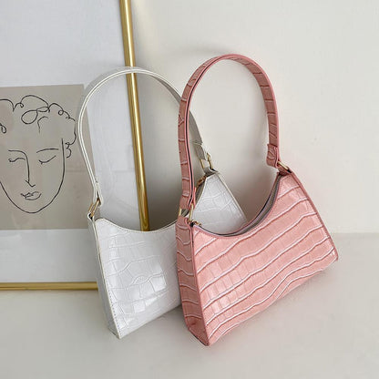 Celine Fashion Handbag Women Shoulder Bag Elegant Retro Purse